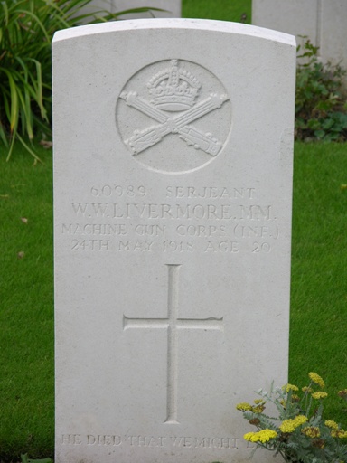 Grave of WW Livermore courtesy www.britishwargraves.co.uk